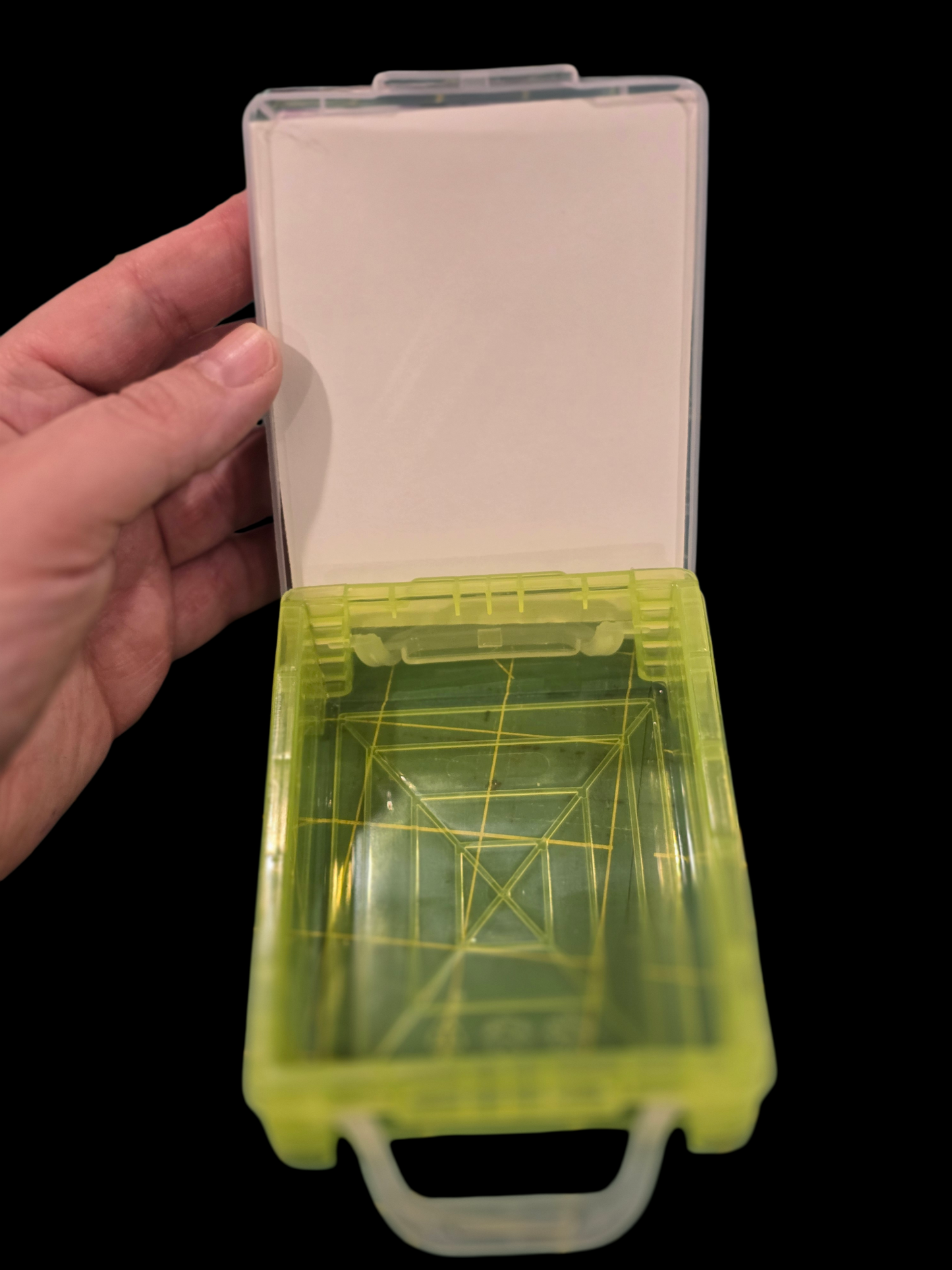 Needle Box with Pin Pillow Lid